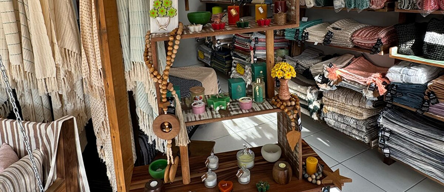 Pequenos vasos decorativos